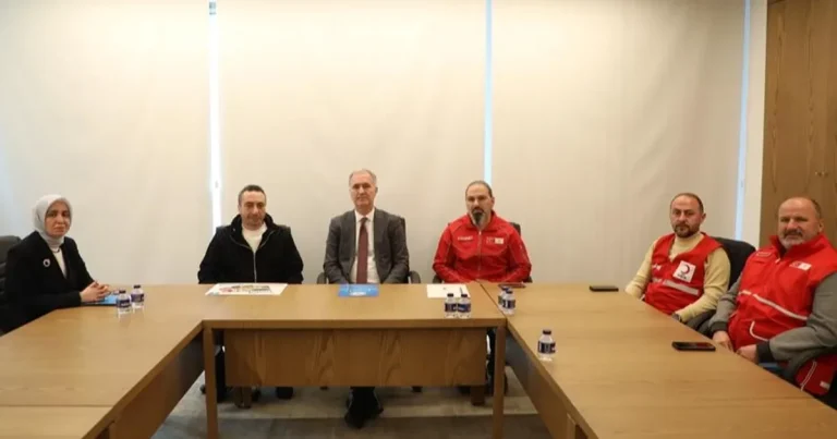 bursa-inegolde-gazze-icin-sicak-yemek-kampanyasi-1wDcDEBB.webp