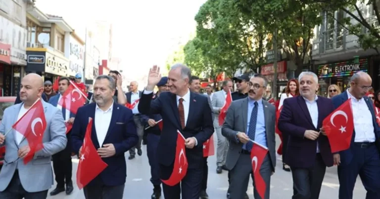 inegolde-23-nisan-coskusu-sokaklara-tasti-98PUrjNt.webp