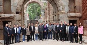 a-parti-iznik-bursanin-anahtari-olacak-3iWWwWik.webp