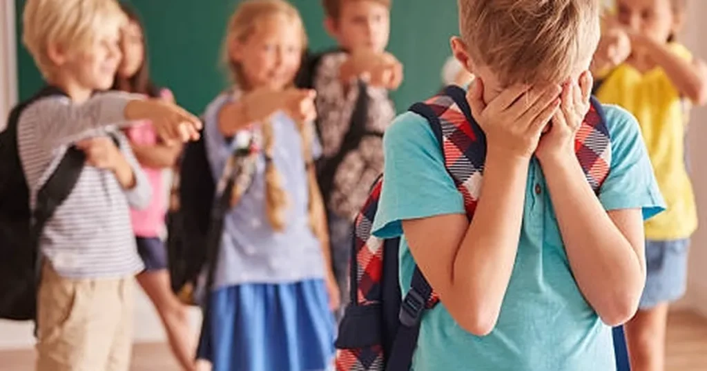 aile-ve-unicef-dijital-tehditler-ve-akran-zorbaligini-konusacak-zFv3KDsl.webp