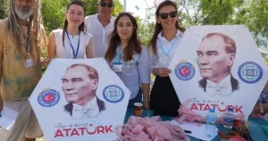 bodrumda-ataturk-ucurtmalari-gokyuzunu-susledi-c6PXPraN.webp