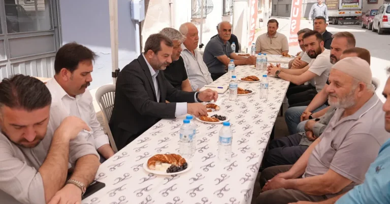 bursa-gursuda-her-muhtarlik-bir-belediye-makami-kGA2N6d8.webp