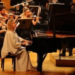 bursa-nilufer-senfoni-orkestrasi-ilk-konserinde-gulsin-onayi-agirladi-KXKFODM4.webp