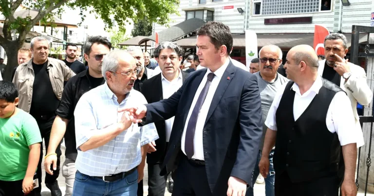 bursa-osmangazide-baskan-aydin-gunestepe-sakinleriyle-bulustu-FmRUbbX5.webp