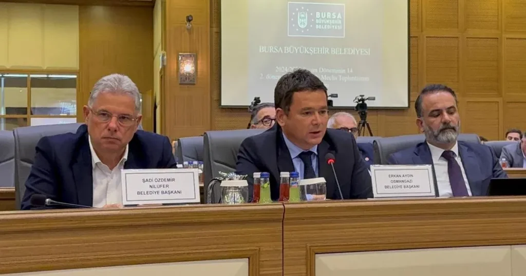 bursa-osmangazide-hayvan-barinagi-olayina-sert-tepki-takipcisiyiz-BeQZ9ubn.webp