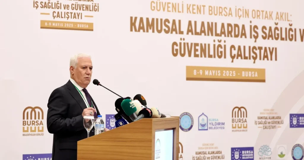 bursada-kamusal-alanlarda-is-sagligi-ve-is-guvenligi-calistayi-14wPdkNY.webp
