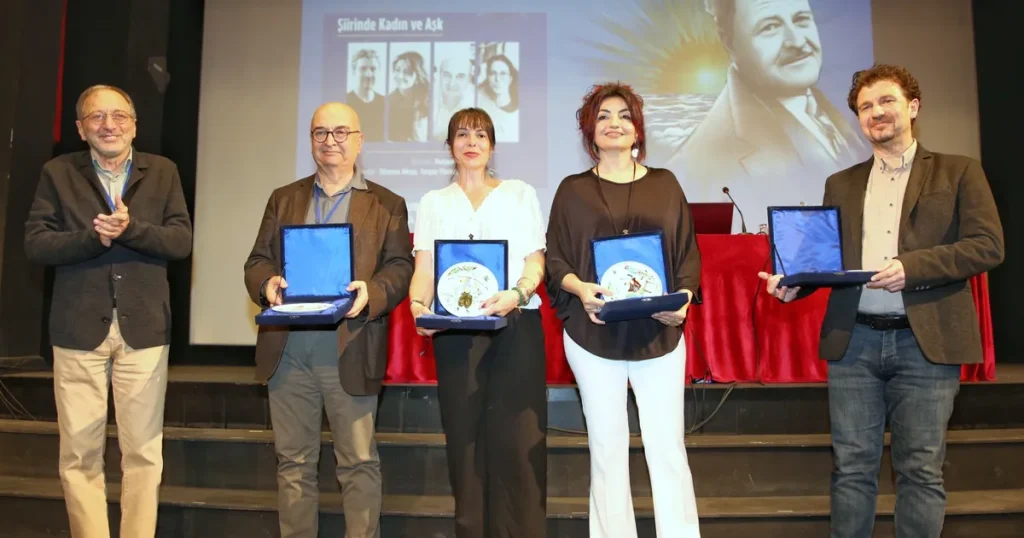 bursada-n-zim-hikmet-siir-odulu-sahibini-buldu-ZQ72dsZI.webp