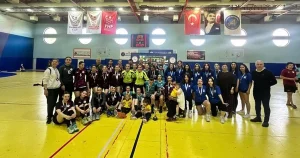 buunun-hentbol-takimi-super-ligde-gZ3Hejzr.webp