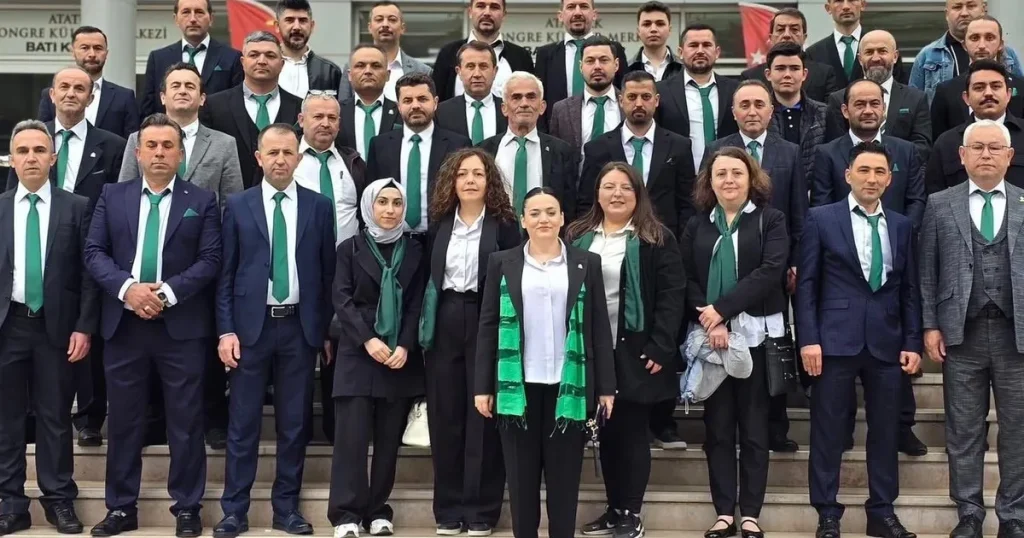 dagderde-ilk-kadin-baskan-derya-basak-LnmFxJRR.webp