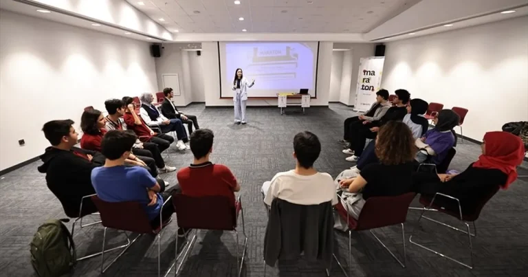 denizli-buyuksehir-ile-gencler-gelecege-kosuyor-k3GiZqf9.webp