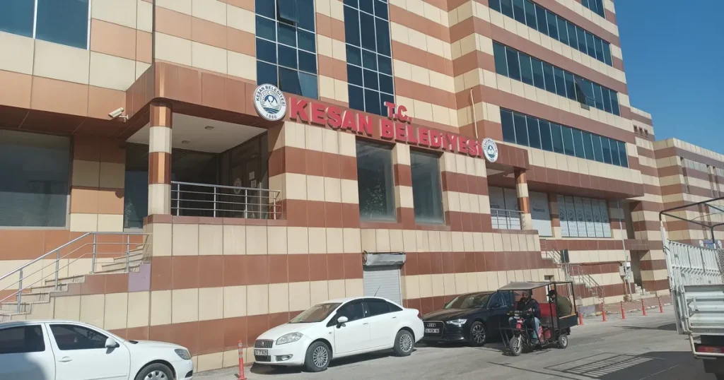 edirne-kesanda-vatandaslardan-belediyeye-cagri-DJfm7ksT.webp