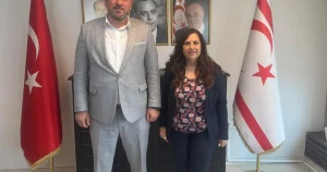 ege-bolgesi-is-insanlari-federasyonundan-onemli-ziyaret-EcSpiM75.webp