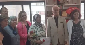 ege-karadenizli-kadinlar-selvi-polati-yilin-annesi-secti-YiR5zx3A.webp