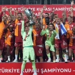 galatasaray-kupayi-coskuyla-kaldirdi-4unx1REY.webp