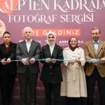 istanbul-pendikte-kalpten-kadraja-sergisi-acildi-zTFHpOOZ.webp