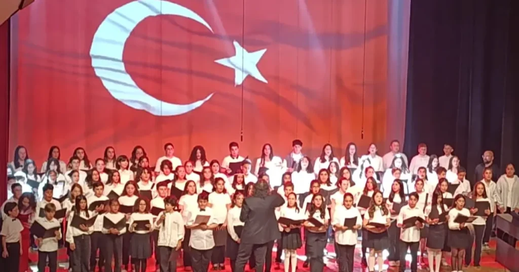istanbul-silede-87-kisilik-cocuk-korosuna-yogun-ilgi-fFqIZyJG.webp