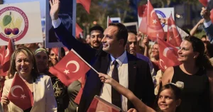 izmir-bornovada-19-mayis-coskusu-heyecani-Kx3qmxHJ.webp