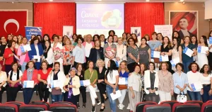 izmir-cigli-kadinlar-dijitalde-basariyla-ilerliyor-auQkd5tG.webp