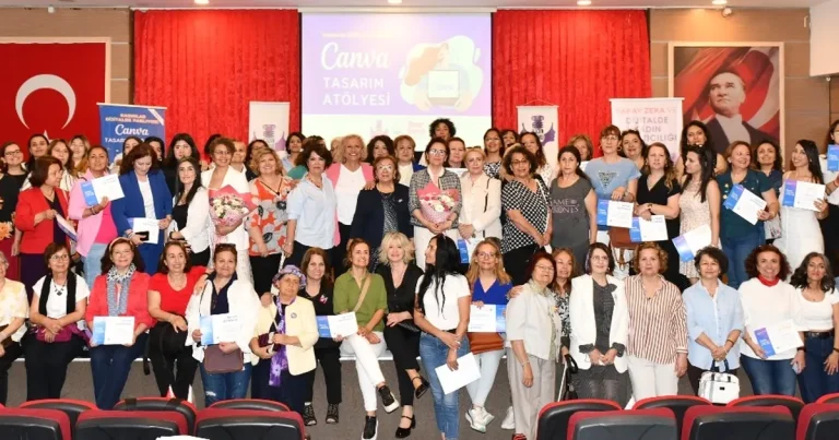 izmir-cigli-kadinlar-dijitalde-basariyla-ilerliyor-auQkd5tG.webp