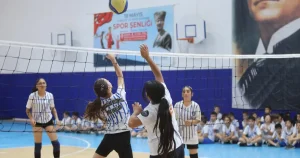 izmir-karabaglarda-19-mayis-spor-senligi-heyecani-WeEFsE3p.webp