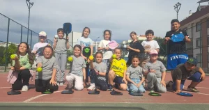 izmirde-pickleball-ligi-heyecani-OSFriUH6.webp