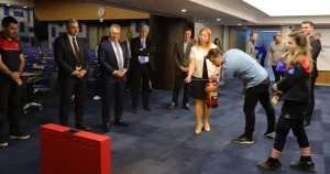 izmirde-turizm-isletmeleri-afet-guvenligi-icin-bir-araya-geldi-x9W2Af17.webp