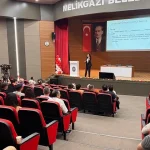 kayseri-melikgaziden-personeline-aile-egitimi-Vuy7ywuG.webp