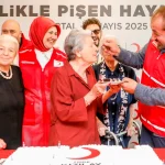 kizilaydan-anneler-gunune-ozel-kutlama-4FJaItUG.webp