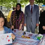 kocaeli-golcuklu-cocuklar-elleriyle-annelerine-hediye-yapti-E2NsKBFp.webp