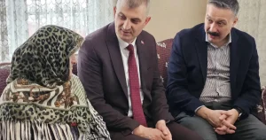 kocaeli-golcukten-annelere-anlamli-ziyaret-gujA1eAA.webp