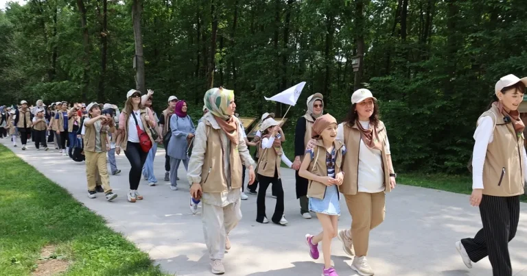kocaelide-adim-adim-kocaeli-kulubu-sahaya-indi-Jv3QVuak.webp