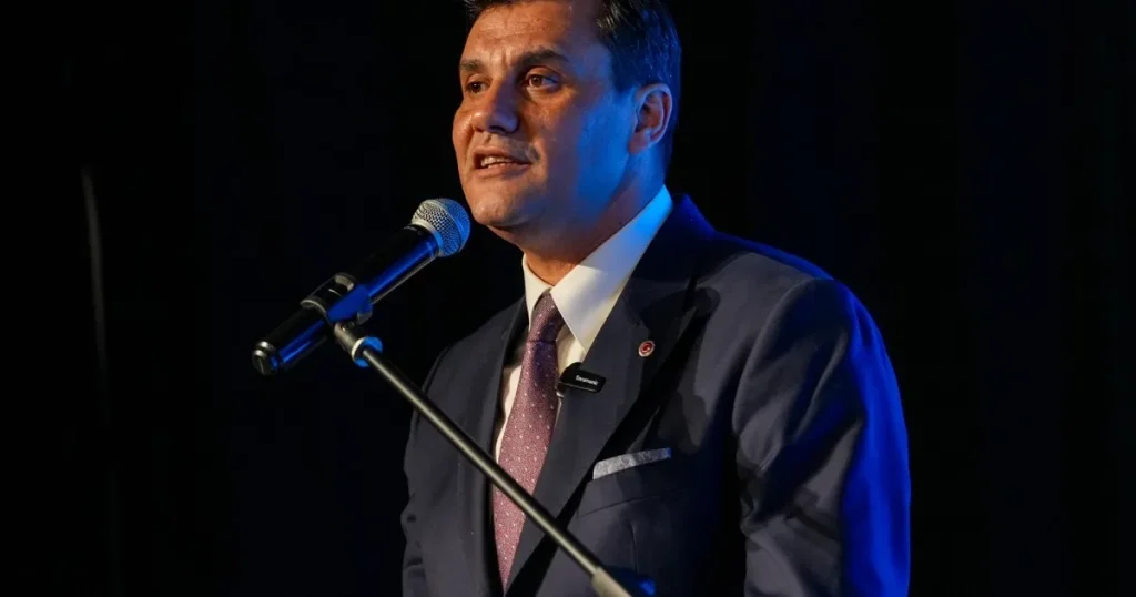 manisa-buyuksehir-yeni-nesil-uygulamalarini-tanitti-LB2ML4Z2.webp