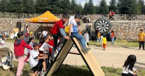 playland-eglence-tiri-dogansehirde-cocuklari-sevindirdi-FP1GHRkH.webp