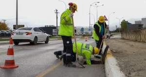 sakarya-altyapilarinda-yagis-oncesinde-hummali-temizlik-v5OawKLM.webp