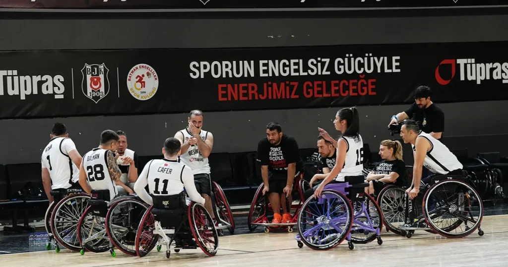 tekerlekli-sandalyeliler-potada-dostluk-macinda-bulustu-Ie7GhbYf.webp
