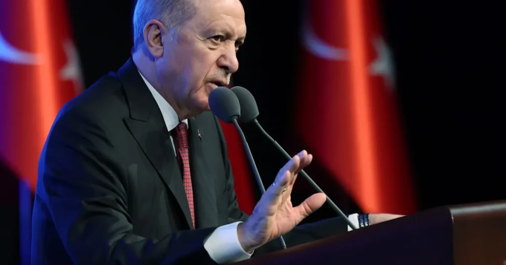 turkiye-yenilenebilir-enerjide-dev-adimlar-atiyor-H4zHcFjB.webp